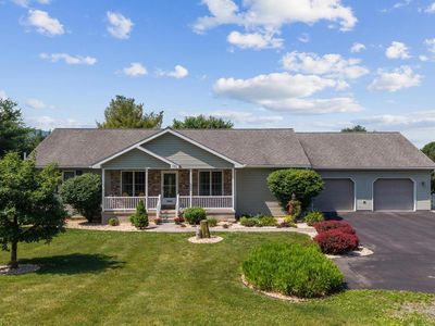 121 Maple Ln