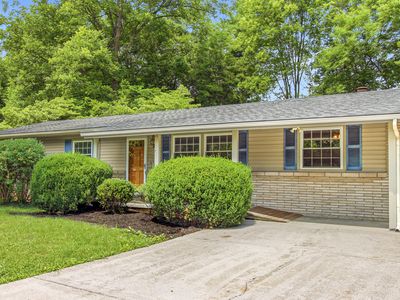 4700 Elm View Dr