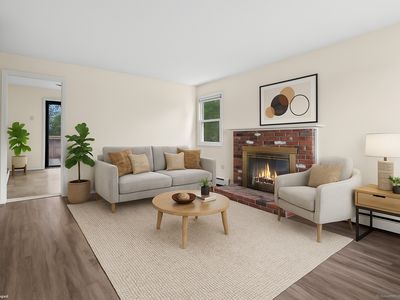 82 Pine Street APT F