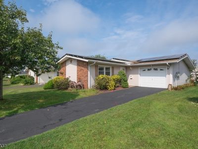 6 PHILLIPS RD