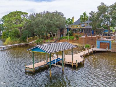 5 Blue Crab Ln