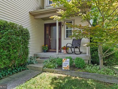 128 Sandhurst Dr