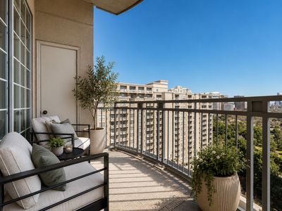 3225 Turtle Creek Blvd APT 1509