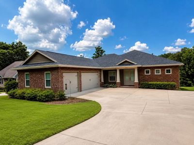 2433 Duncan Dr