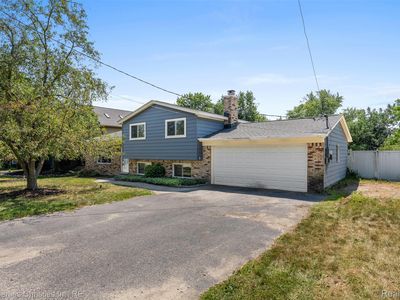 4881 Greer Rd