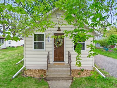 935 Hammond Ave