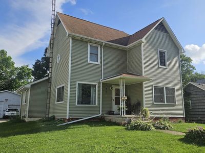 436 W Locust St