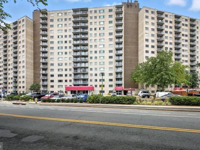 2500 N Van Dorn St APT 619