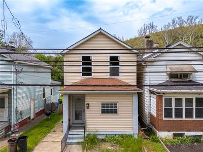 5 Ambridge Ave