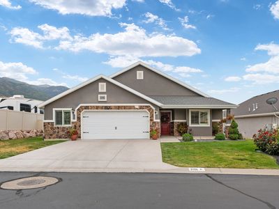 2196 E Valley View Ct N