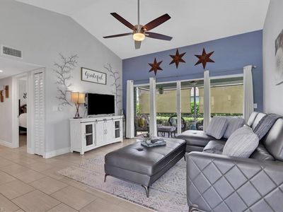 1535 Trafalgar LN #A