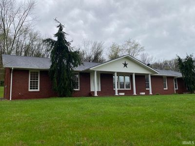 8760 E Schnellville Rd