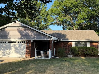 Property at 406 Beaumont Dr, Ardmore, OK