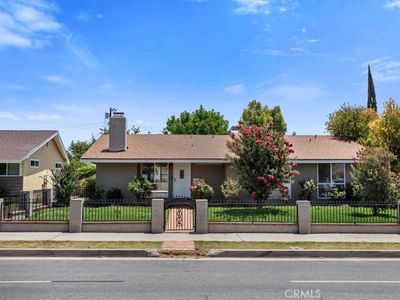 7942 De Soto Ave