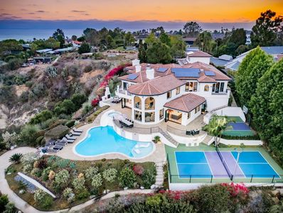 1375 Este Vista Ct