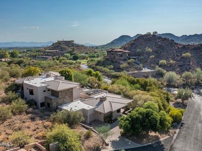 7451 N Las Brisas Ln