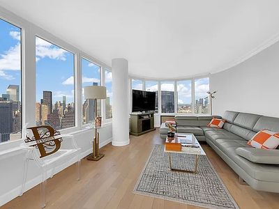 330 E 38th St APT 48E