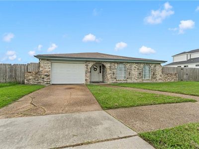 3409 Plaza Dr