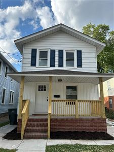 1442 W 41st St