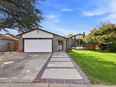 3381 Calvin Ave