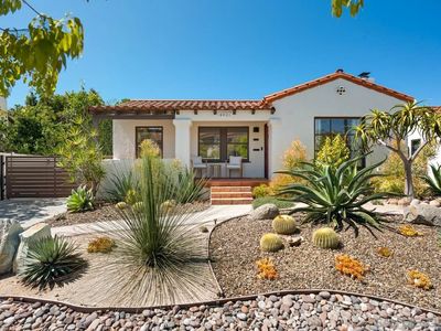 4021 S Hempstead Cir