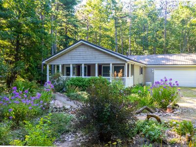 Property at 8200 Lakewood Dr, Cheboygan, MI