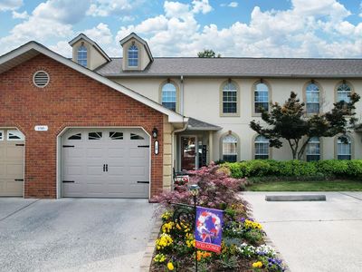 1705 White Oak Ln