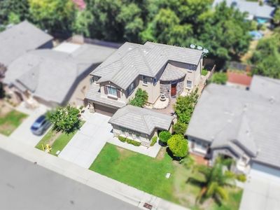 6009 Roswitha Ct