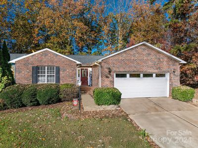 1335 Huckleberry Dr