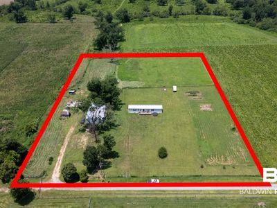 Property at 15575 Mikkelsen Rd, Summerdale, AL