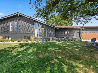 2700 N Plaza Rd