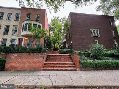 4605 Macarthur Blvd NW Unit B