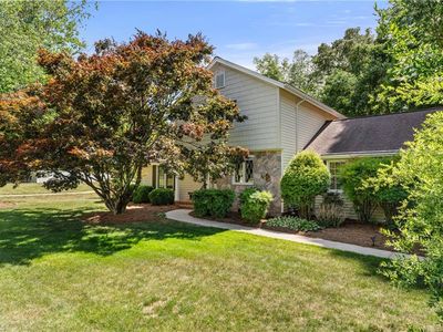 Property at 926 Branchwood Dr, Kernersville, NC