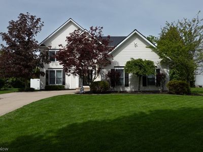 8409 Forest View Dr