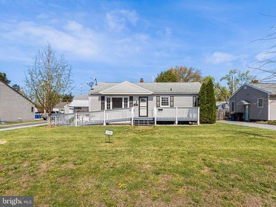 781 S Halsey Rd