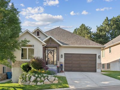 3231 E Lantern Hill Ct S