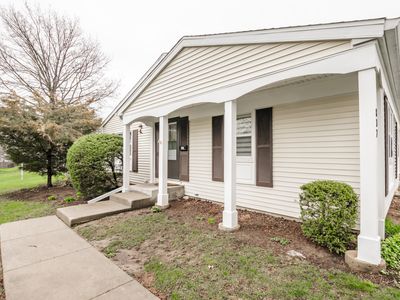 837 Carnaby Ct