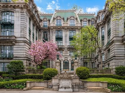 1514 Beacon St APT 24