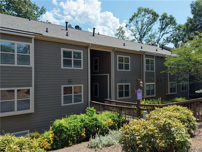 114 Captains Way