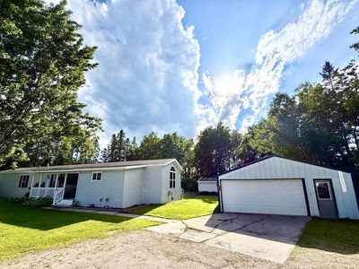 1713 County Rd 2 NW