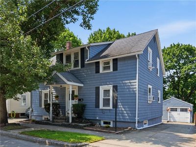 44 Ruth Ave E