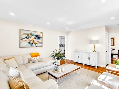 18 Mayflower Rd