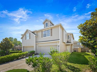 16107 Greenport Ln