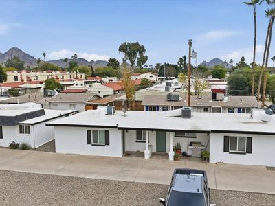 920 E Montebello Ave