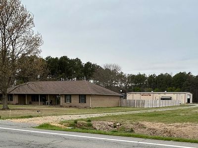 6056 Highway 11 N