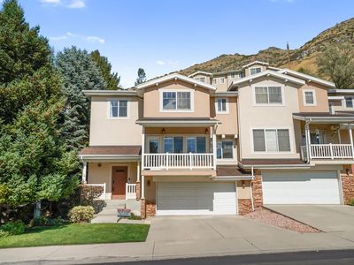 1285 S Alpine Way
