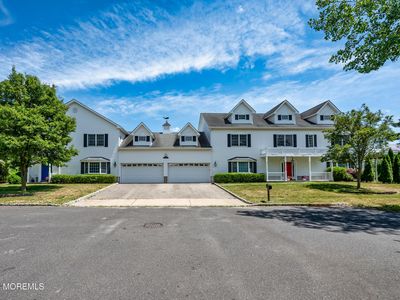 50 Ridgewood Way