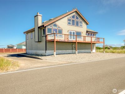 1497 E Ocean Shores Boulevard SW