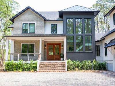 496 Commonwealth Rd