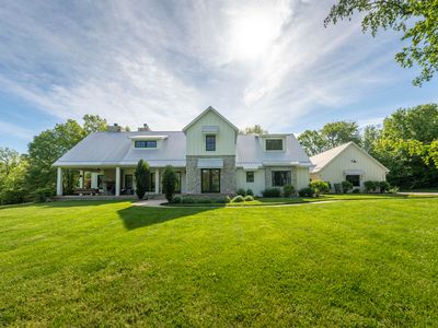 826 S Farm Road 207